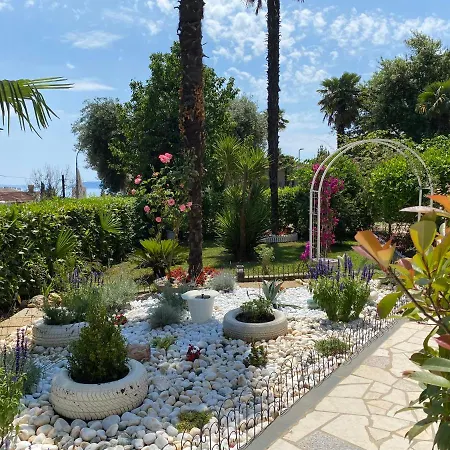 Guest house Stanger 3*