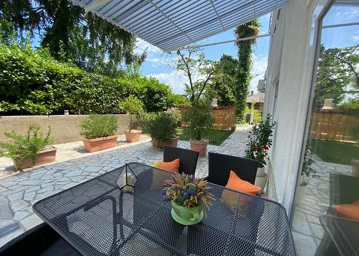 Stanger Guest house 3*