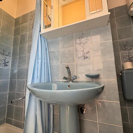 Stanger Gostinjska kuća 3*